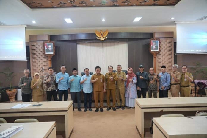 Pemkab Tegal ketika bersama Komisi A DPRD Jateng
