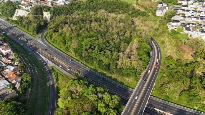 Lingkar Tol Semarang yang dipantau dari udara