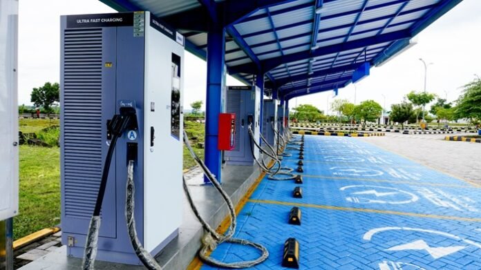 Salah satu SPKLU yang berada di rest area Tol Solo-Ngawi.