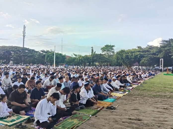 salat id di lapangan