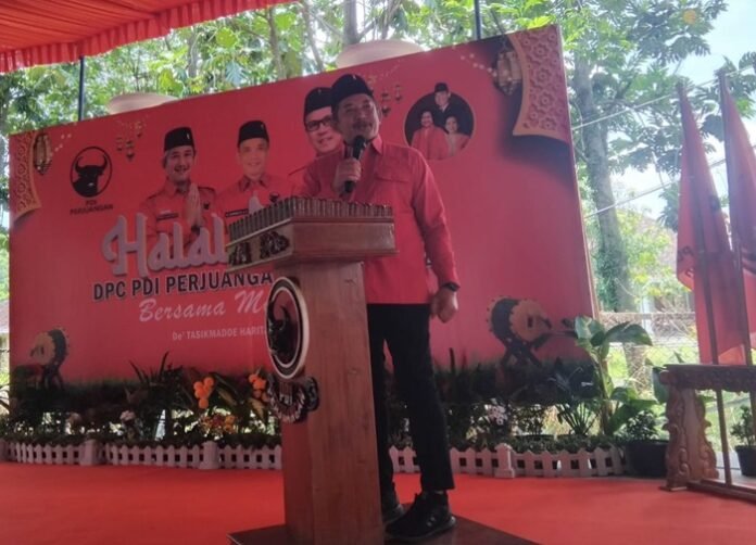 Ketua DPC PDI Perjuangan Karanganyar Rober Christanto