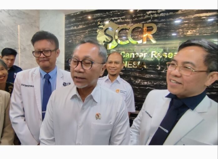 Menteri Koordinator (Menko) Bidang Pangan Republik Indonesia, Zulkifli Hasan, melakukan kunjungan kerja ke pusat riset SCCR Indonesia