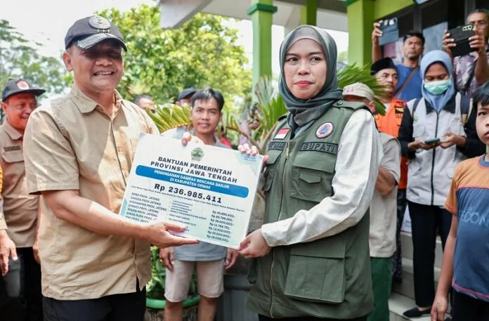 Pemprov Jateng salurkab bantuan Banjir Demak