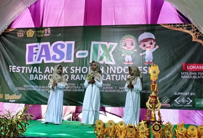 suasana keceriaan perserta lomba FASI IX Randublatung 2026
