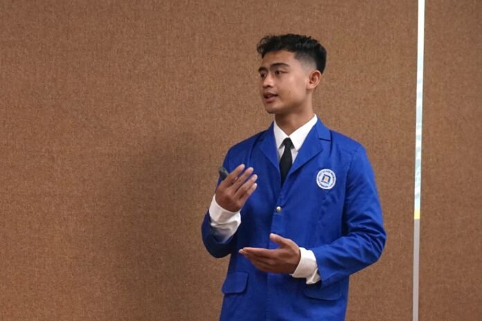 Pratama Arhan Alif kembali menuntaskan kewajibannya dalam Sidang Hasil Skripsi di Udinus Semarang. (Foto : Dok Udinus)