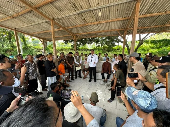 Direktur Utama Perum BULOG Dr. Ahmad Rizal Ramdhani, melakukan kunjungan kerja ke PT Gendhis Multi Manis (GMM) di Blora Jum'at (03/04/2026). (Foto : Dokumen)