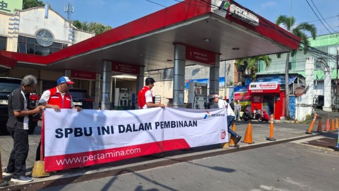 Penutupan sementara SPBU di Jalan Sriwijaya Kota Semarang. (Foto : Dok Pertamina)
