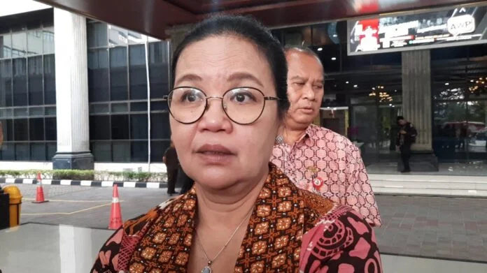 Wali Kota Semarang Agustina Wilujeng saat memberikan keterangan kepada wartawan, Kamis (09/04/2026). (Foto : Dok Pemkot Semarang)