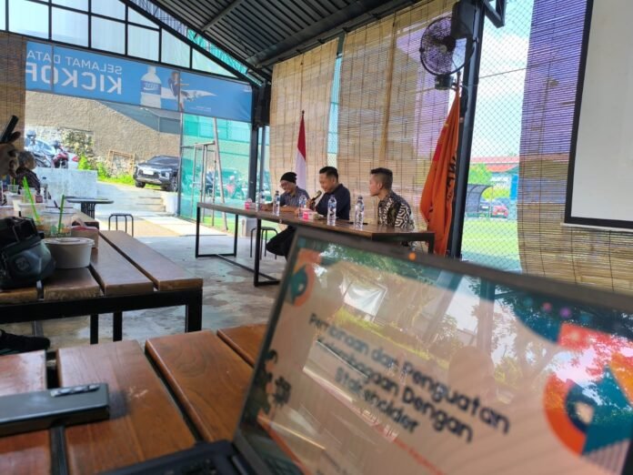 FGD Bawaslu Jawa Tengah Pembinaan dan Penguatan Kelembagaan dengan Stakeholder di Semarang, Kamis (16/04/2026). (Foto : Dok JN)