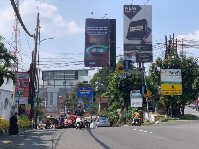 Potret jalan Gombel Lama, Banyumanik, Kota Semarang. (Foto:Dok Warga)