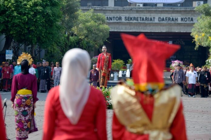 Peringatan Hari Kartini ke-147 yang digelar Pemkot Semarang melalui upacara di Halaman Balai Kota, Selasa (21/4/2026). (Foto : Dok Pemkot Semarang)