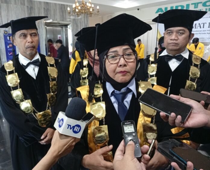 Rektor Universitas BPD, Prof. Dr. Sri Tutie Rahayu, M.Si. (Foto : Dok JN)