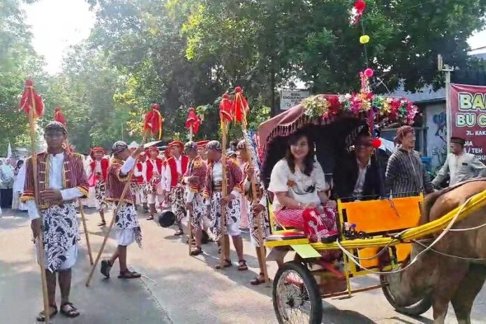 Kirab Budaya KH Sholeh Darat Semarang