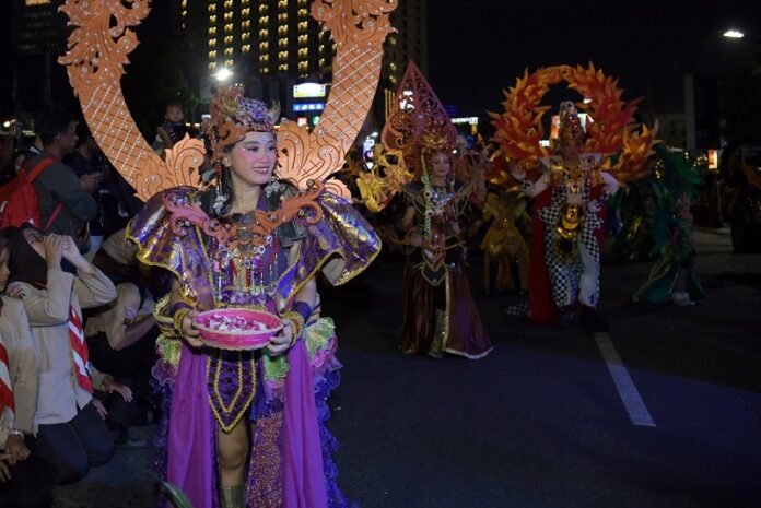 Semarang Night Carnival dalam rangka HUT Kota Semarang