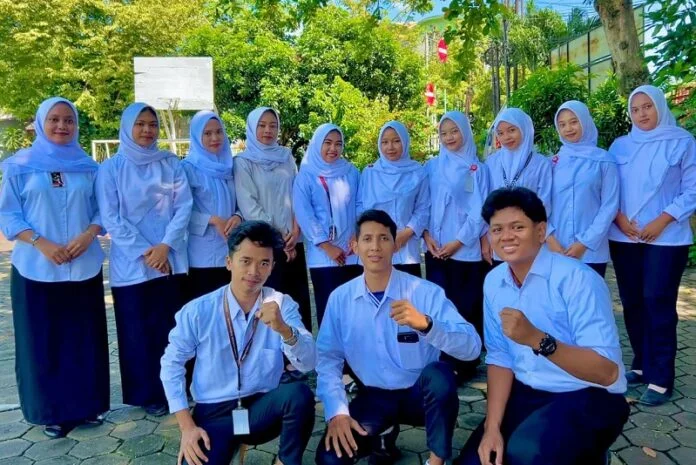 UPGRIS magang di SMP 32 Semarang