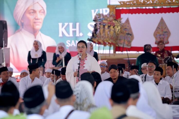Wali Kota Semarang Agustina hadiri Kirab Budaya KH Soleh Darat