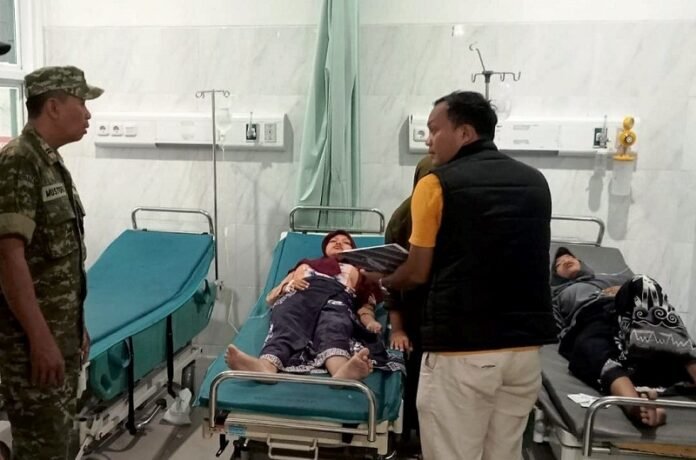 Para santri yang diduga keracunan MBG