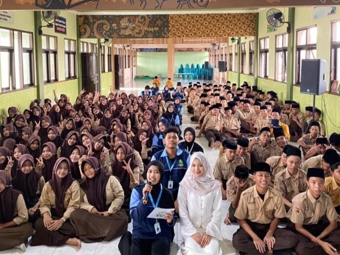 KKN UIN Walisongo gelar sosialisasi personal boundaries