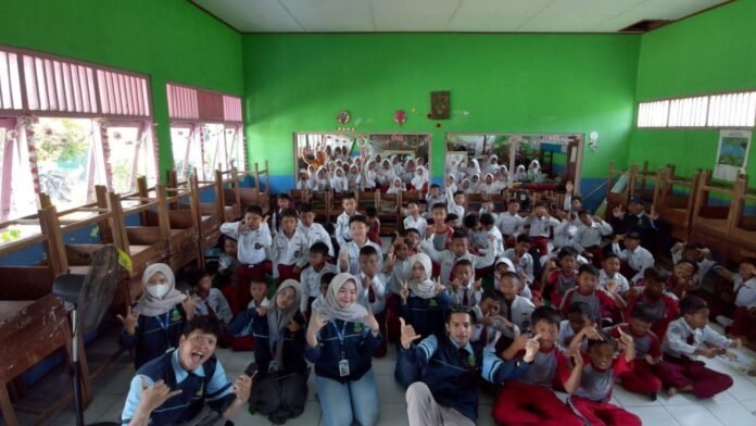 KKN UIN WS edukasi bullying