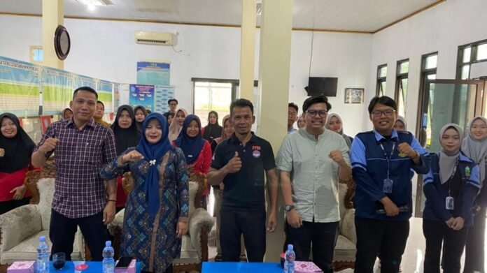 KKN UIN Ws gelar Workshop tiktok affiliate