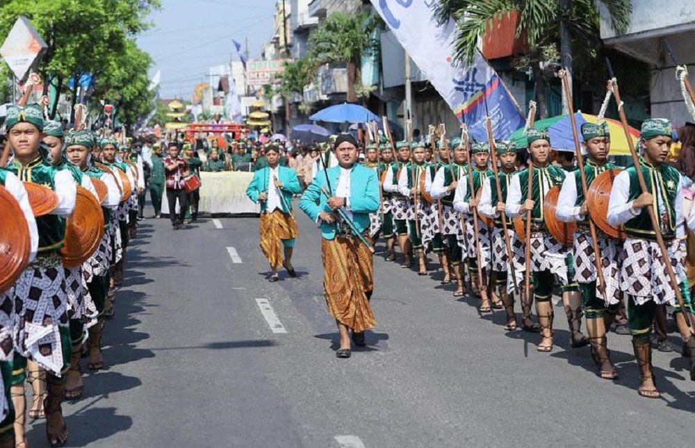 Tradisi tahunan Grebeg Besar Demak