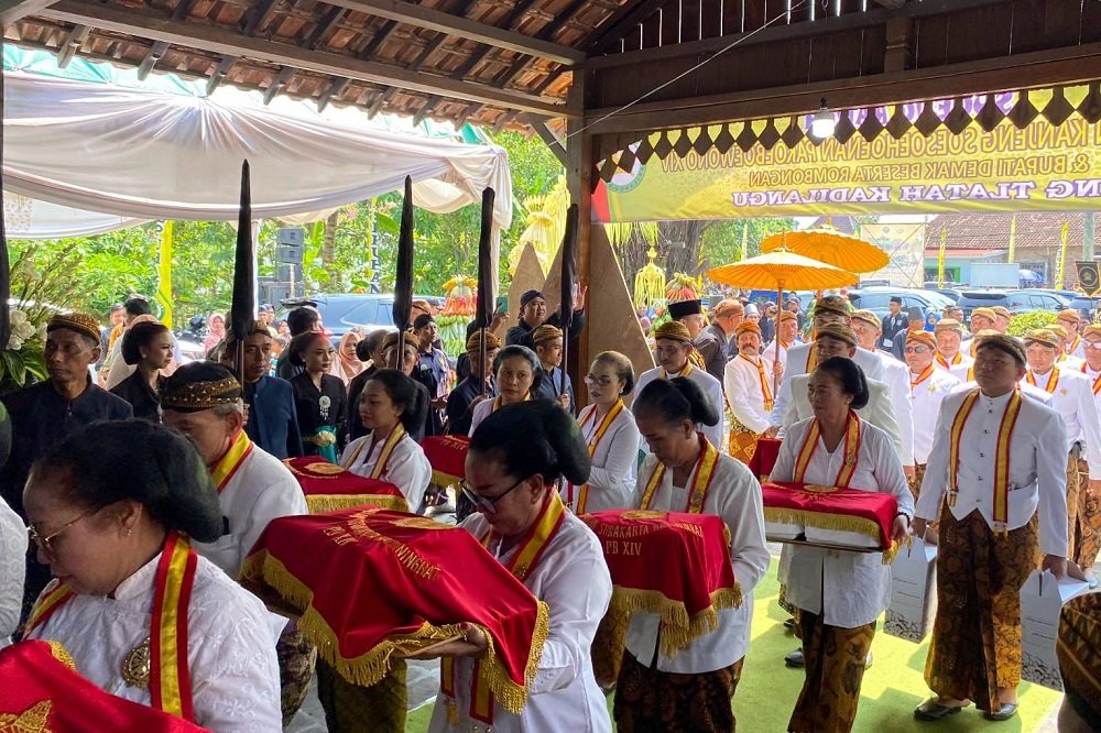 Prosesi serah tinampi minyak jamas Grebeg Besar 2026