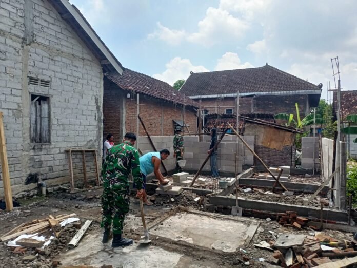 Satgas TMMD Reguler ke-128 Kodim 0725/Sragen di Desa Puro, Kecamatan Karangmalang. (Foto : Dok TMMD Sragen)