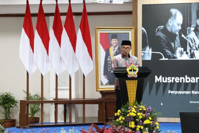 Ketua DPRD Jateng Sumanto saat memberikan paparan dalam Musyawarah Perencanaan Pembangunan Provinsi Jawa Tengah. (Foto : Dok DPRD Jateng)