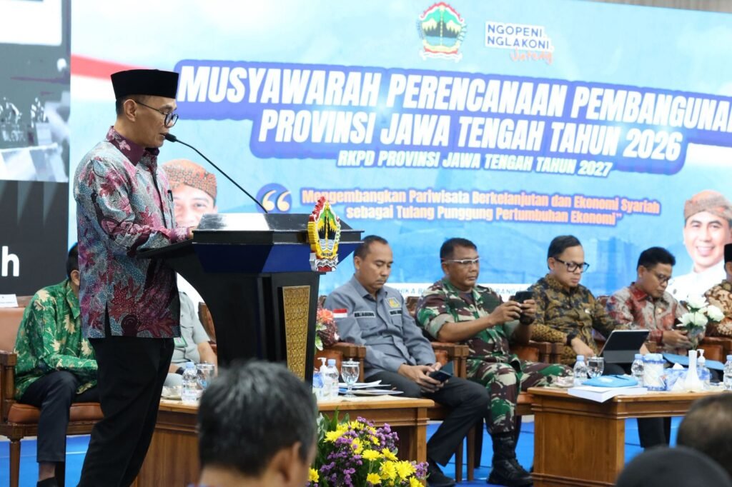 Ketua DPRD Jateng Sumanto saat memberikan paparan dalam Musyawarah Perencanaan Pembangunan Provinsi Jawa Tengah. (Foto : Dok DPRD Jateng)