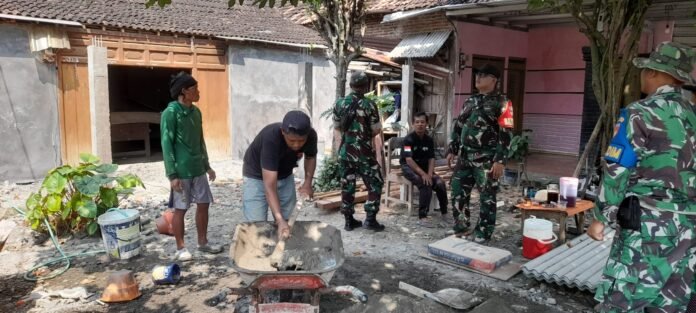 Percepatan pembangunan melalui program TMMD Reguler ke-128 Kodim 0725/Sragen terus ditunjukkan di lapangan. (Foto : Dok TMMD Sragen)