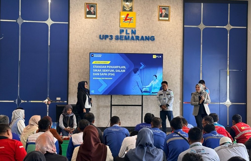 PLN Semarang PLN UP3 Semarang menggelar kegiatan Refreshment PS4