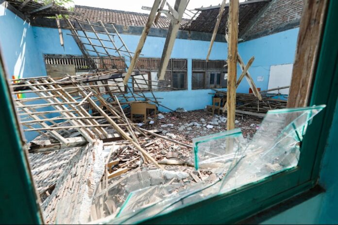 Sekolah MTs Muhammadiyah Sragen Roboh