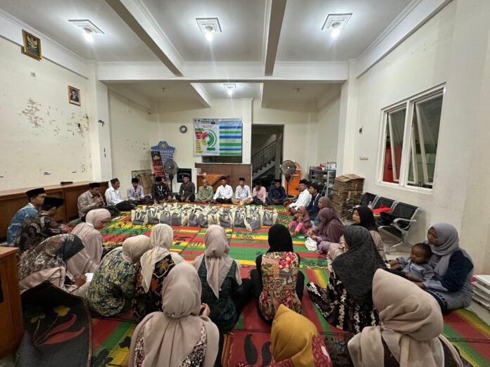 KKN UIN WS ikuti tradisi apitan