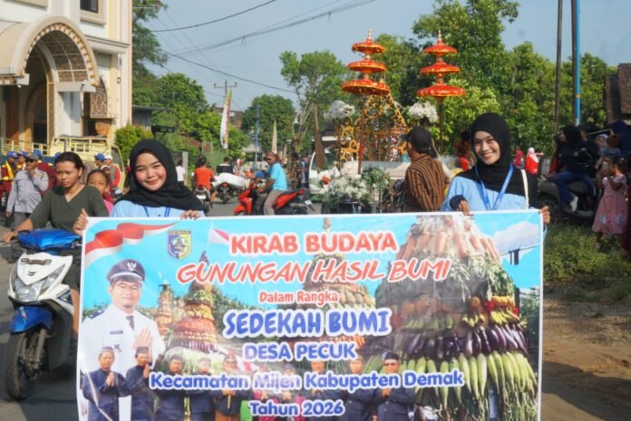 KKN UIN WS ikuti sedekah bumi