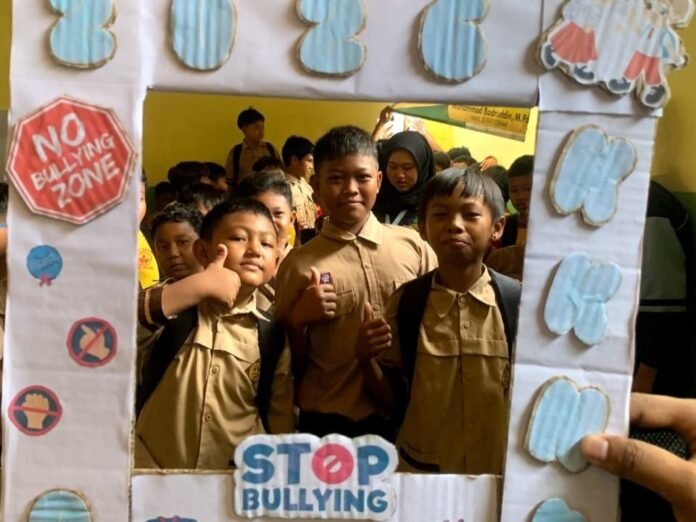 KKN UIN WS lawan bullying