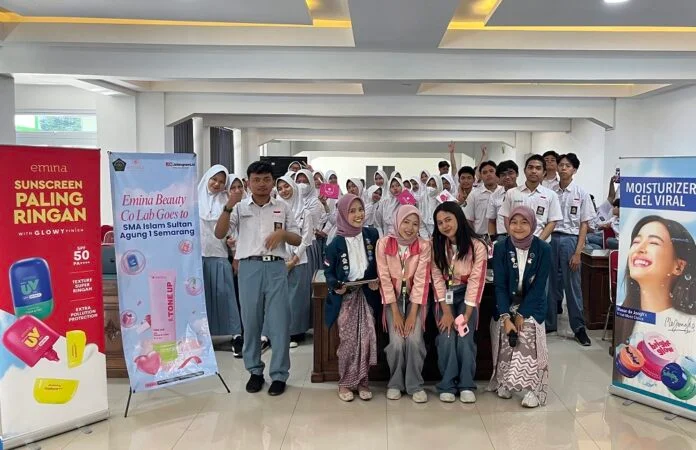 Emina Cosmetics dan mahasiswa Undip