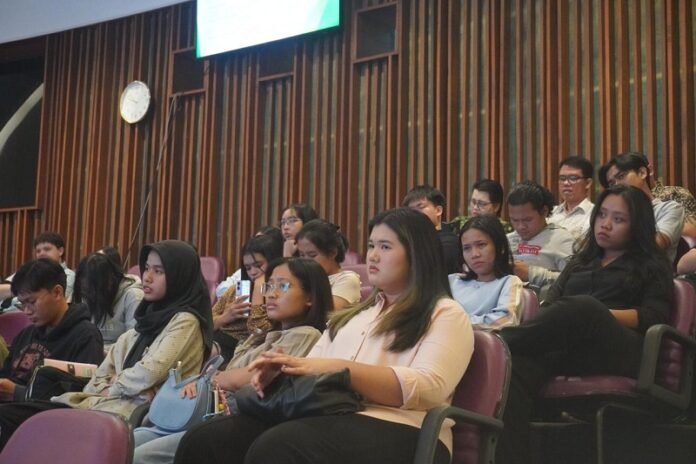 Kuliah Umum FEB SCU Semarang