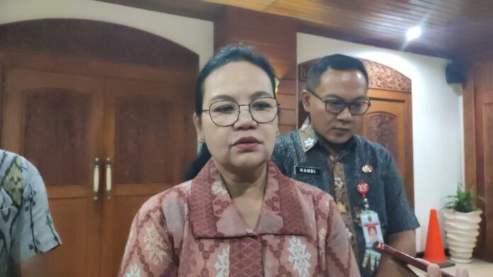 Wali Kota Semarang Agustina Wilujeng saat memberikan keterangan kepada wartawan belum lama ini. (Foto : Dok Pemkot Semarang)