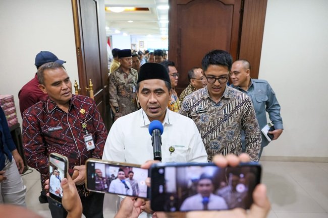Wakil Gubernur Jateng Taj Yasin Maimoen Wakil Gubernur Jateng Taj Yasin Maimoen