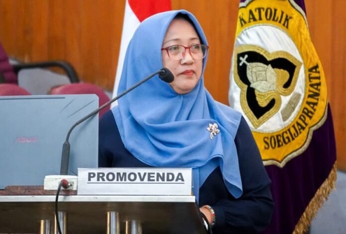 Erny dalam sidang terbuka promosi doktor, Senin (27/7/2026)