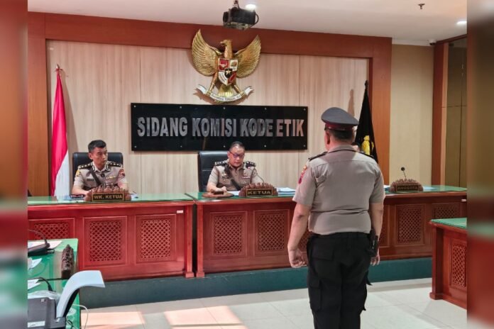 Aiptu N atau Nurudin saat menjalani Sidang Komisi Kode Etik Profesi (KKEP) Polda Jawa Tengah, Jumat (10/6/2026). (Foto:Dok)