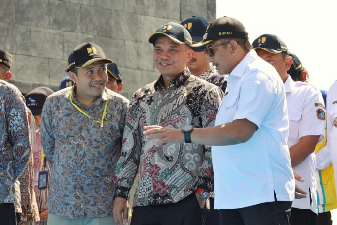 Ketua DPRD Jateng Sumanto yang hadir langsung dalam acara peresmian pembangunan Bendungan Jlantah di Kecamatan Jatiyoso, Kabupaten Karanganyar. (Foto : Dok DPRD Jateng)