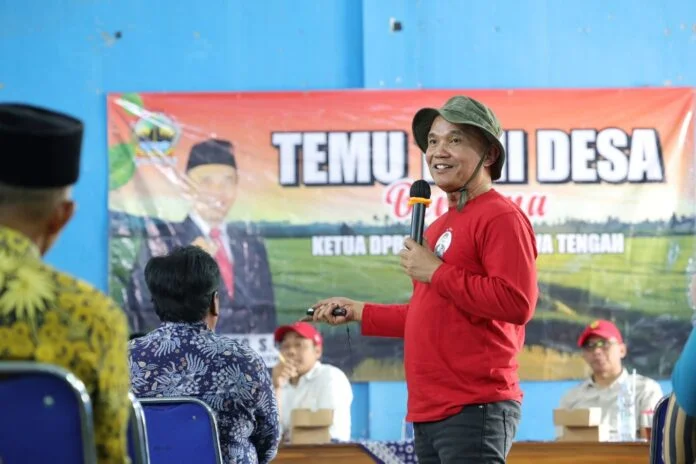 Ketua DPRD Jateng Sumanto di Desa Jatisawit, Kecamatan Jatiyoso, Kabupaten Karanganyar, belum lama ini. (Foto : Dok DPRD Jateng)