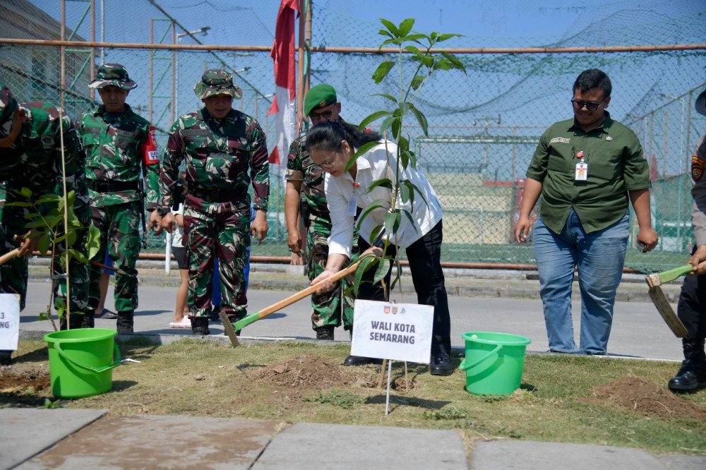 Pemkot semarang TNI Manunggal Membangun Desa (TMMD) Sengkuyung Tahap III Tahun 2026 di Lapangan Rusunawa Semarang Hebat, Kelurahan Sawah Besar, Kecamatan Gayamsari, Rabu (15/7/2026). (Foto : Dok Pemkot Semarang)