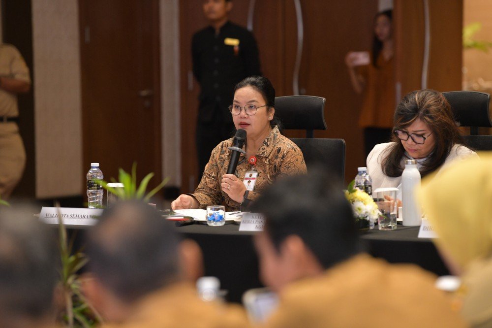 Agustina Wali Kota Semarang, Agustina Wilujeng saat menerima kunjungan kerja Panitia Kerja (Panja) Komisi VII DPR RI di Gumaya Tower Hotel Semarang, Senin (20/7/2026). (Foto : Dok Pemkot Semarang)