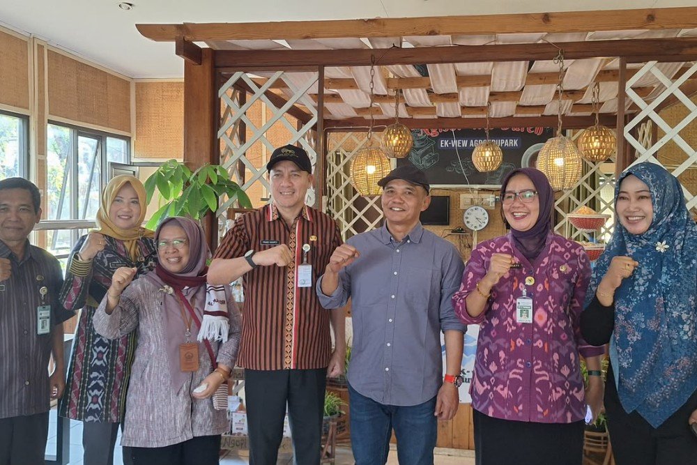 Ketua DPRD Jateng Sumanto saat berkunjung ke EK View Agroedupark, belum lama ini. (Foto : Dok DPRD Jateng)