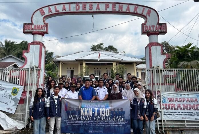 mahasiswa Kuliah Kerja Nyata Tematik (KKN-T) 130 di Desa Penakir, Kecamatan Pulosari, Kabupaten Pemalang