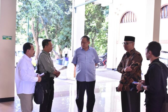 Pemerintah Kabupaten Gorontalo melakukan studi banding ke Masjid Agung Jawa Tengah (MAJT).