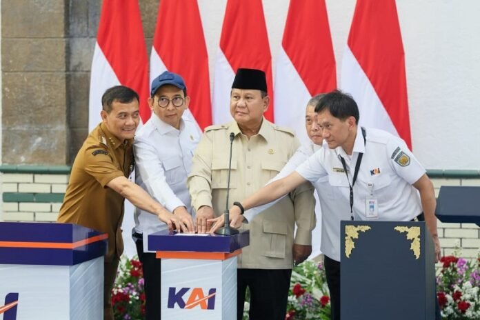 Peresmian ditandai dengan penekanan tombol sirene oleh Presiden Prabowo didampingi Gubernur Jawa Tengah Ahmad Luthfi