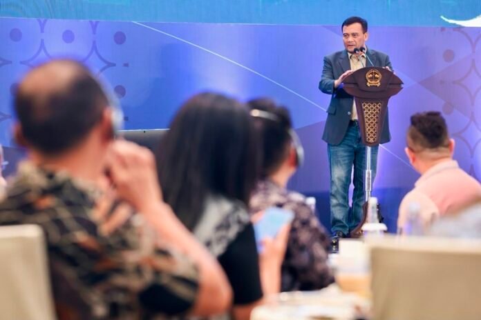 Gubernur Jateng Ahmad Luthfi ketika di forum di Hotel Padma Semarang